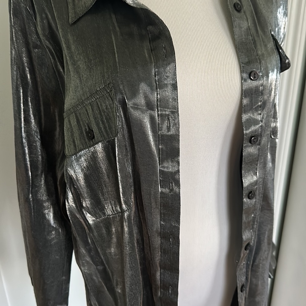Shiny button up - Picture 3 of 3
